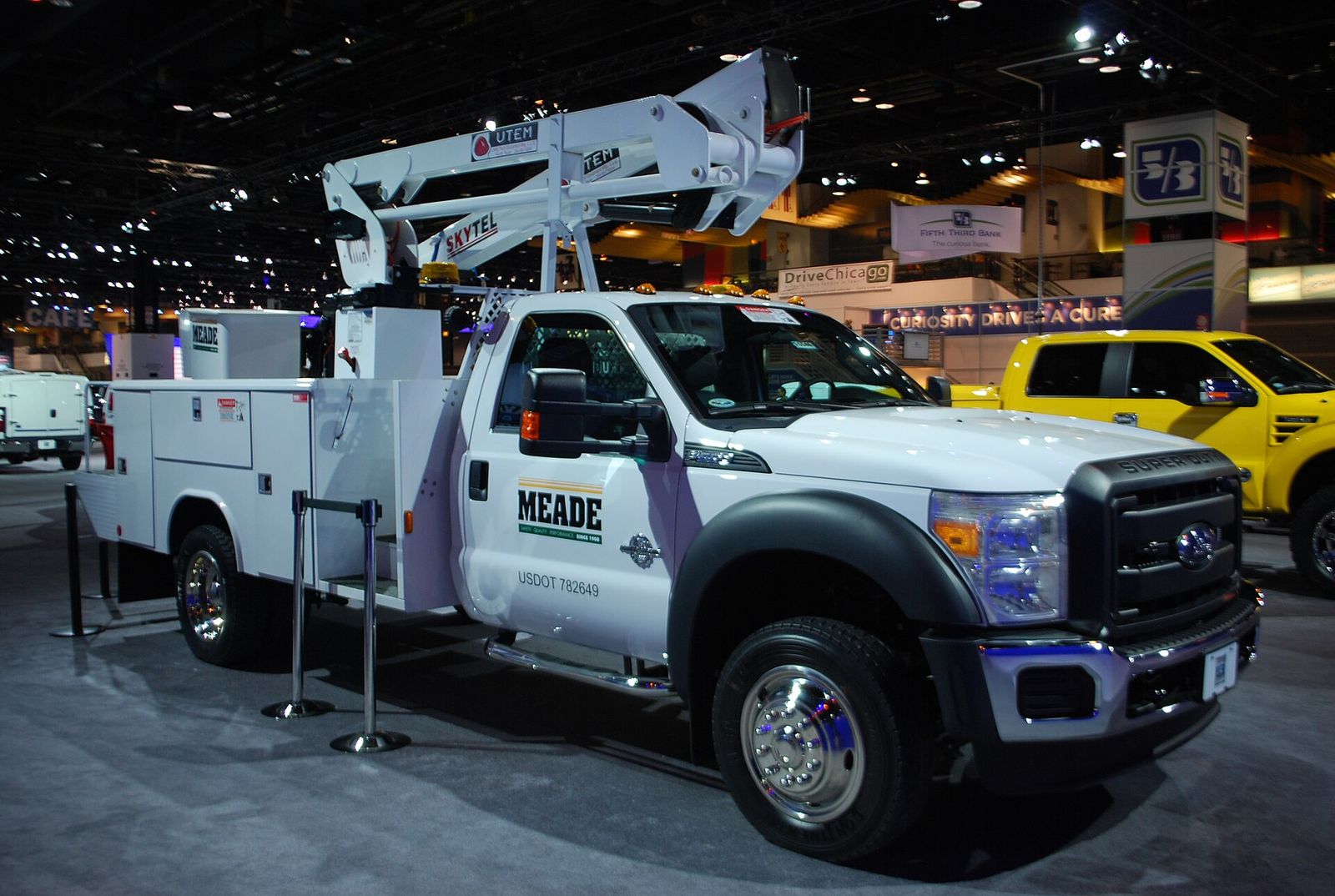 Ford Super Duty chassis cab with aerial service body